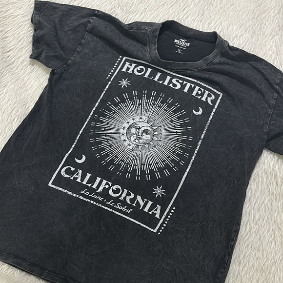 Hollister black distressed moon t shirt size small - Picture 4 of 5